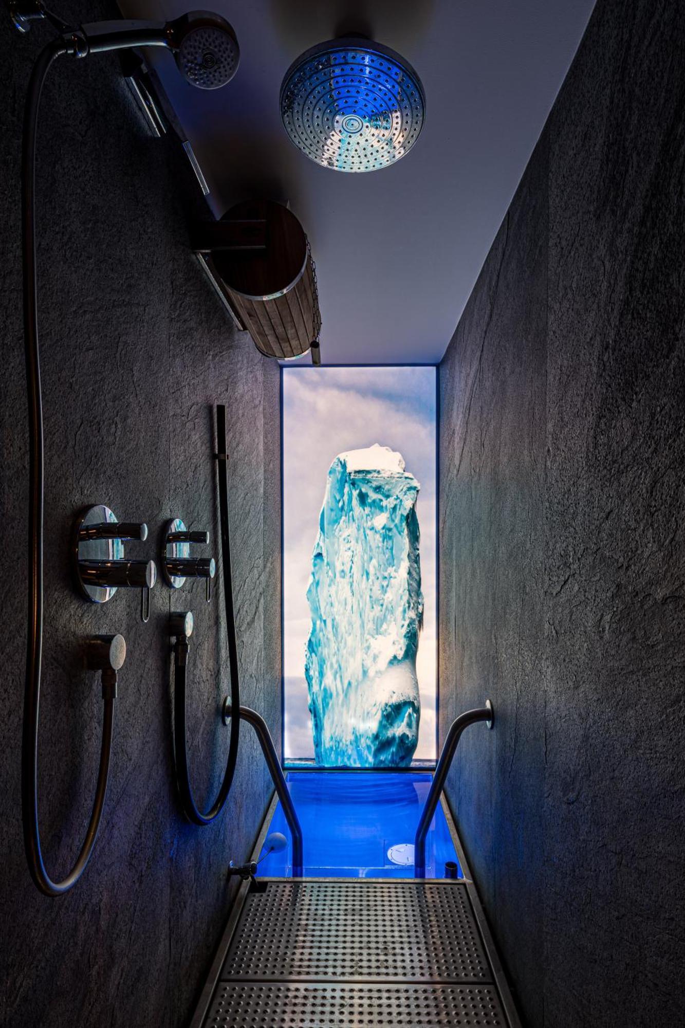 Hotel Seehotel Pilatus 4*